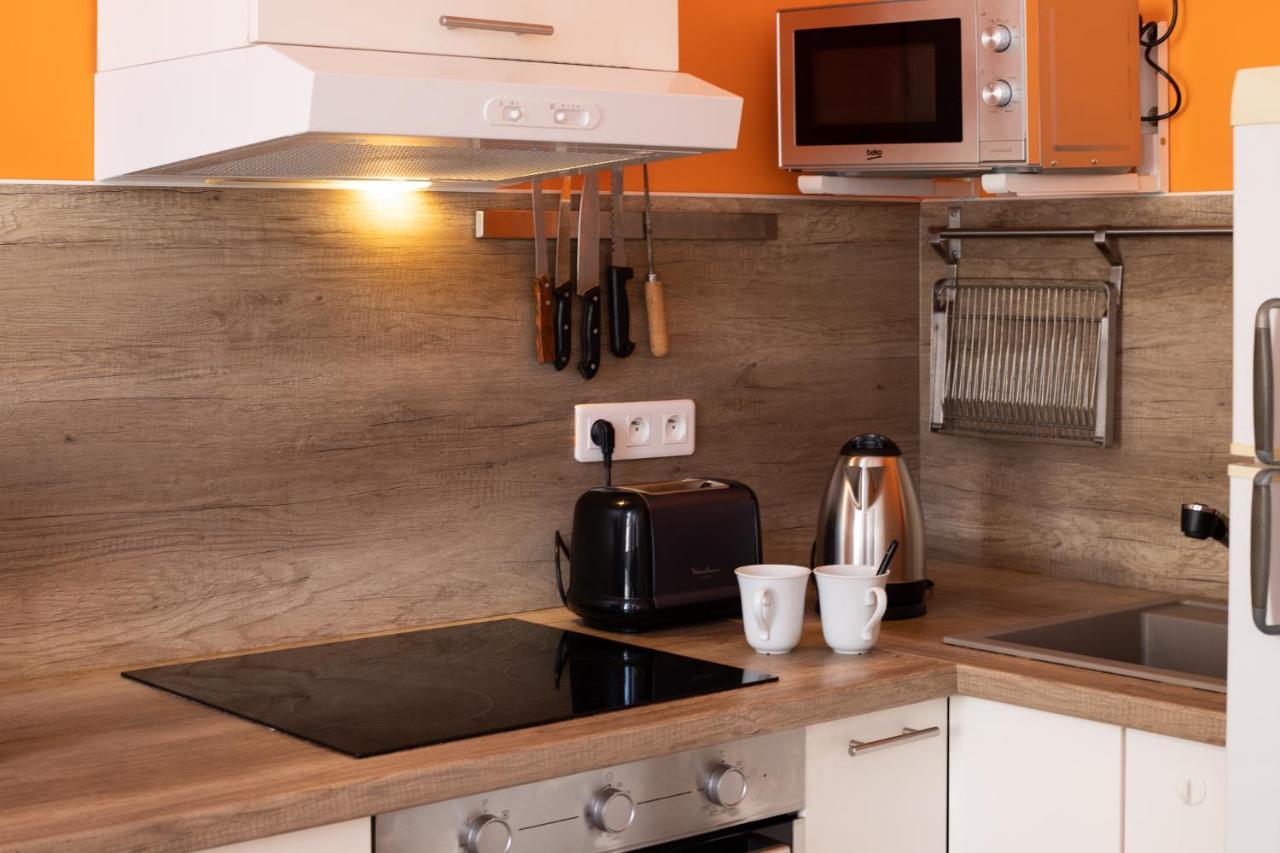 La Fontaine Neuve-Avallon-5 Personnes-1 Chambre-3 Lits-Parking-Wifi Bagian luar foto